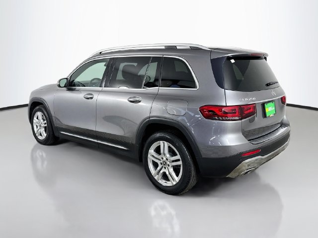Used 2022 Mercedes-Benz GLB 250 w/ Premium Package Lite image 7