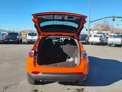 New 2026 Jeep Compass Limited AWD/4WD image 16