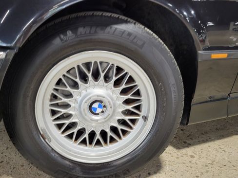 Used 1997 BMW 740i RWD image 4