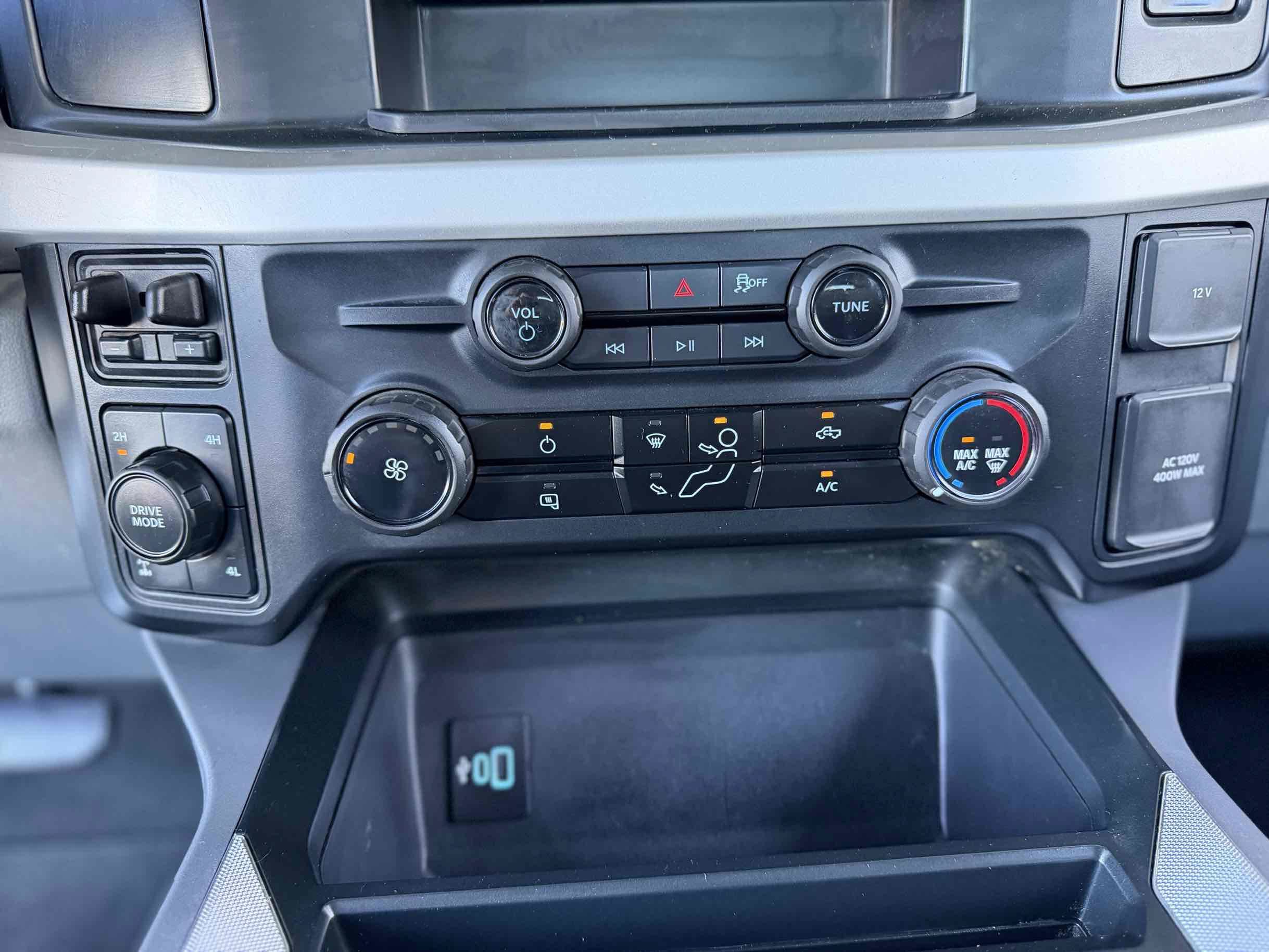 Used 2025 Ford F250 XLT w/ FX4 Off-Road Package AWD/4WD image 19