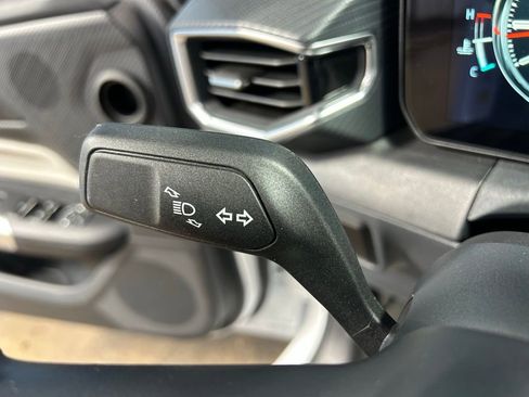 Used 2026 Ford Mustang Premium RWD image 30