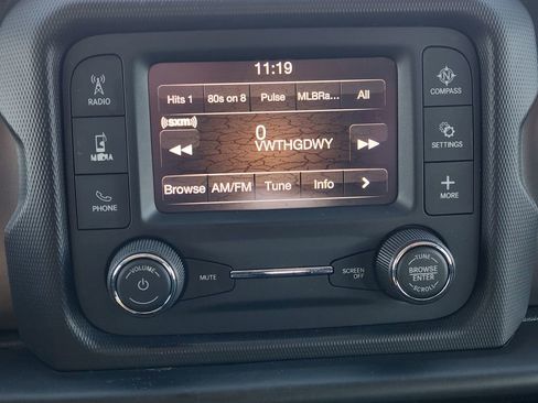 Used 2020 Jeep Wrangler Unlimited Sport image 19