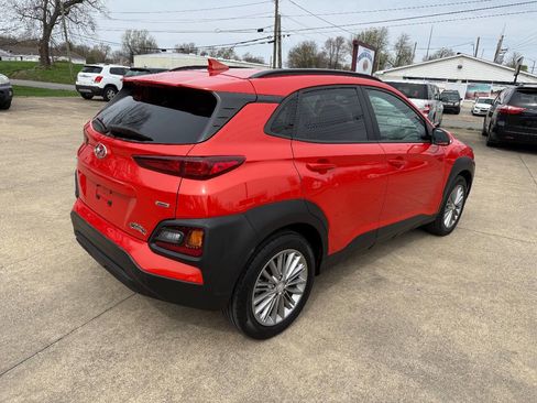 Used 2019 Hyundai Kona SEL w/ SEL Tech Package 02 image 4