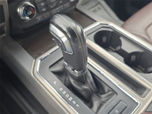 Used 2017 Ford F150 Platinum w/ Equipment Group 701A Luxury image 30