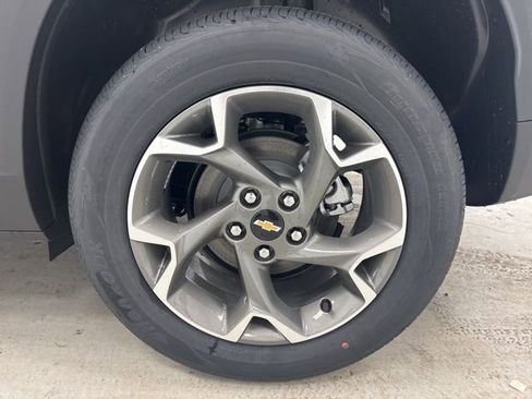 New 2026 Chevrolet Trax LT w/ Driver Confidence Package image 31