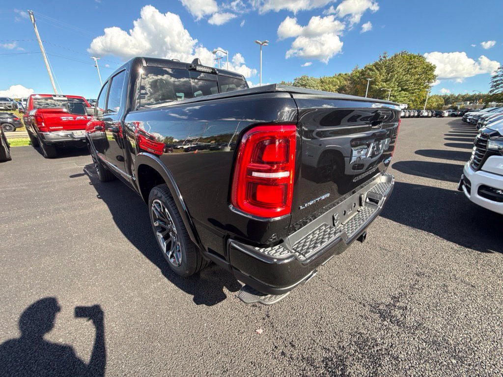 New 2027 RAM 1500 Limited AWD/4WD image 3
