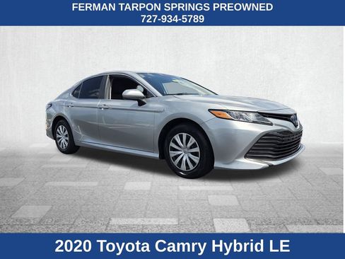 Used 2020 Toyota Camry LE image 1