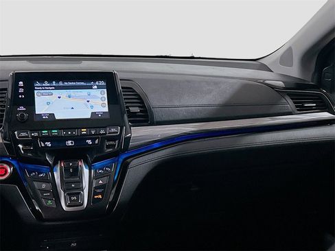 Used 2023 Honda Odyssey Elite image 22