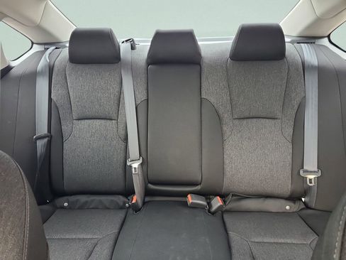 Used 2025 Honda Accord LX image 13