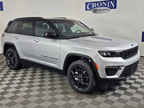 New 2025 Jeep Grand Cherokee Limited image 7