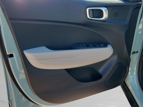 New 2026 Hyundai Venue SEL image 16