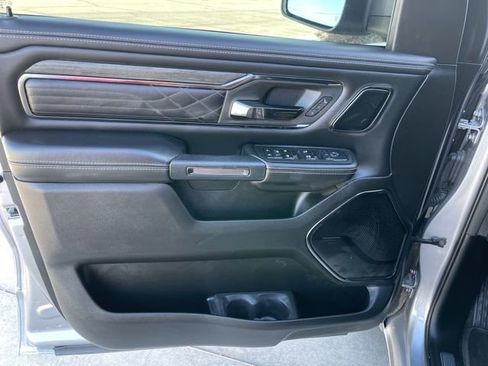 Used 2025 RAM 1500 Limited w/ Body Color Bumper Group AWD/4WD image 15