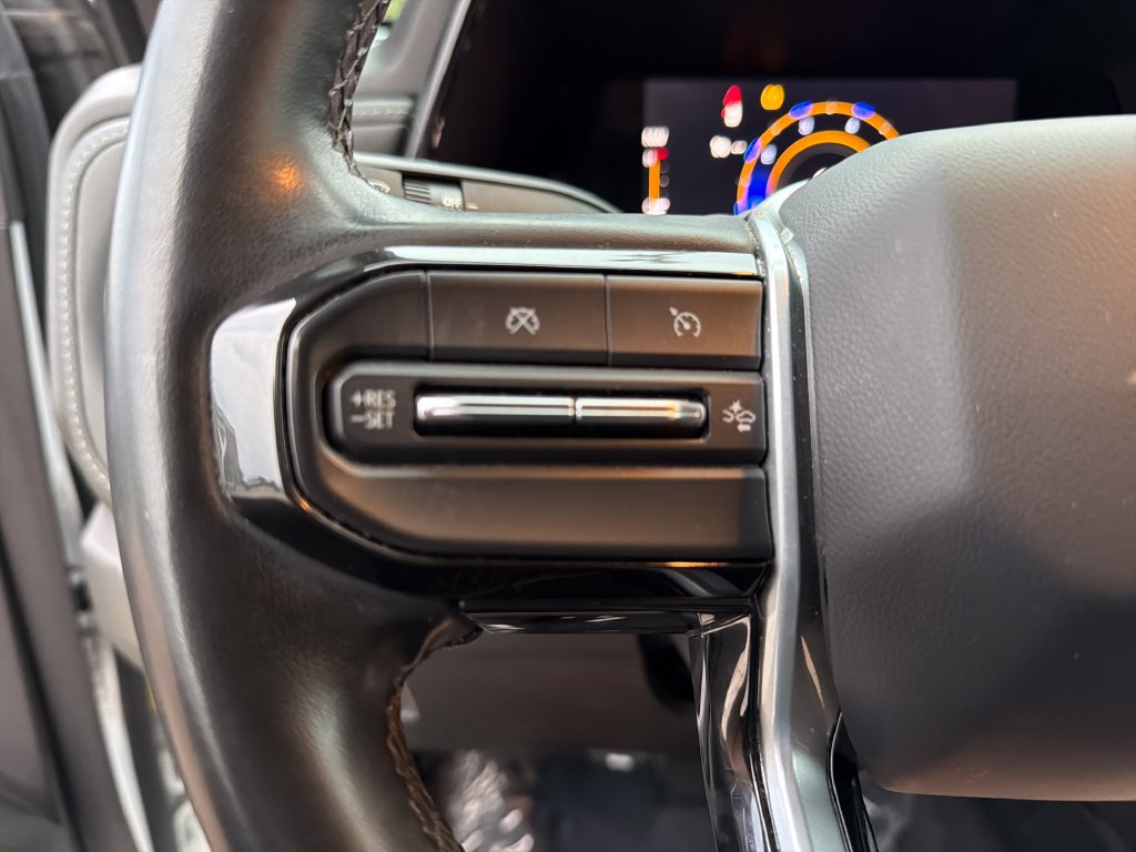 Used 2023 Chevrolet Colorado LT w/ LT Convenience Package RWD image 20