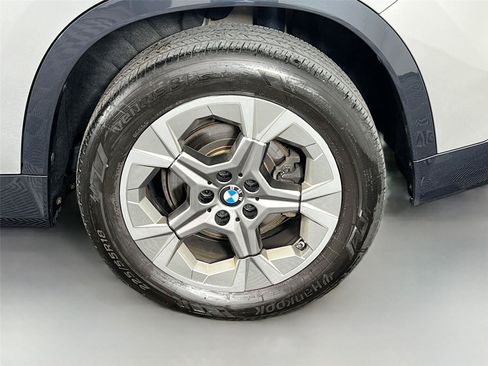 Certified 2023 BMW X1 xDrive28i w/ Convenience Package AWD/4WD image 31