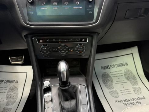 Used 2020 Volkswagen Tiguan SE R-Line AWD/4WD image 22