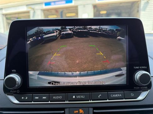 Used 2023 Nissan Altima 2.5 SR image 21