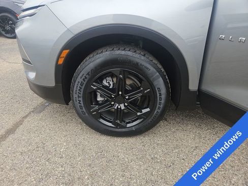 Used 2023 Chevrolet Blazer LT w/ Convenience Package FWD image 27