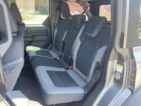 New 2025 Ford Bronco 4-Door AWD/4WD image 14