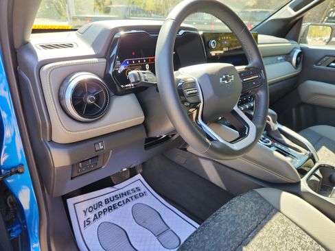 Used 2024 Chevrolet Colorado ZR2 image 24