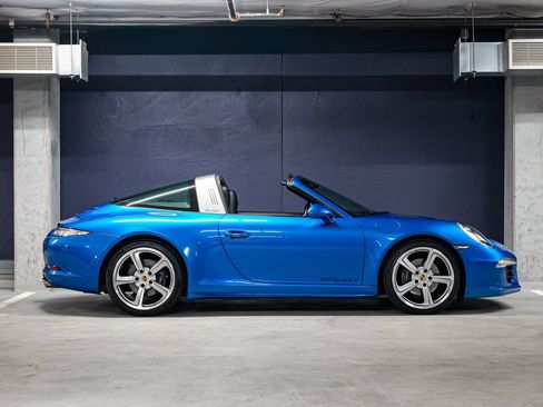 Used 2015 Porsche 911 Targa 4 AWD/4WD image 2