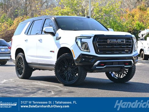 Used 2025 GMC Yukon AT4 Ultimate image 1