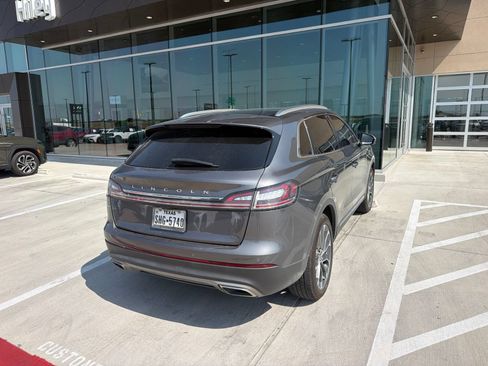 Used 2021 Lincoln Nautilus Reserve FWD image 7