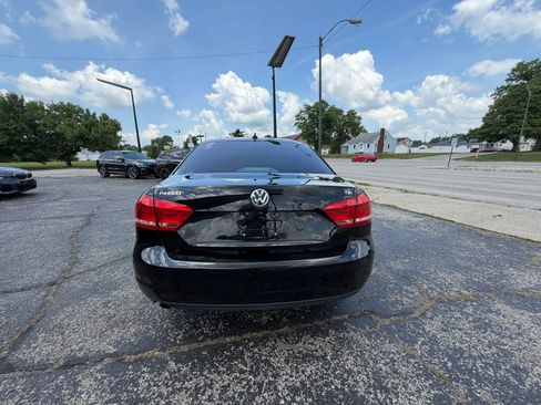 Used 2015 Volkswagen Passat 1.8T S FWD image 8