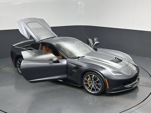 Used 2018 Chevrolet Corvette Grand Sport RWD image 19