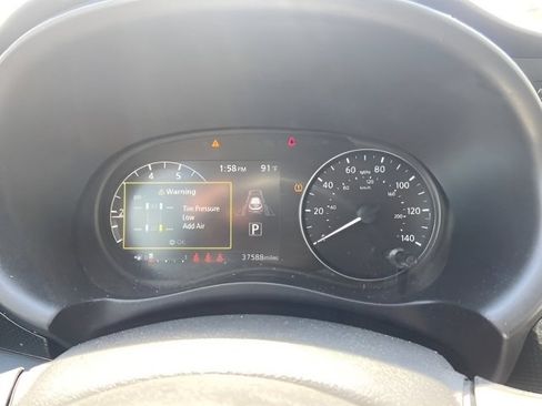 Used 2023 Nissan Kicks SV FWD image 21