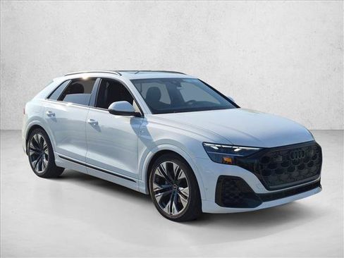 Used 2026 Audi Q8 Premium Plus w/ Premium Plus Package AWD/4WD image 3