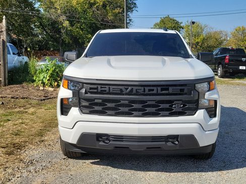 Used 2022 Chevrolet Silverado 1500 Custom w/ Rally Edition AWD/4WD image 3