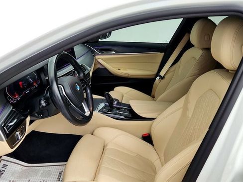 Used 2021 BMW 540i w/ Premium Package RWD image 20