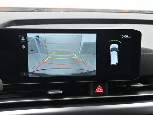 Used 2026 Kia Carnival FWD image 16