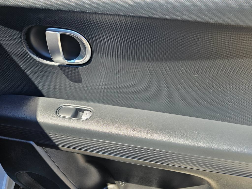 Certified 2024 Hyundai Ioniq 5 SE RWD image 12