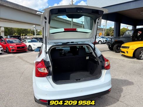 Used 2013 Ford Focus SE FWD image 24