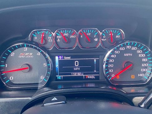 Used 2018 Chevrolet Silverado 1500 LT w/ All Star Edition image 30