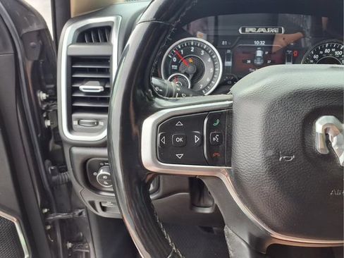 Used 2019 RAM 1500 Laramie AWD/4WD image 20