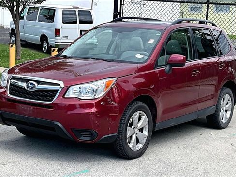 Used 2016 Subaru Forester 2.5i Premium w/ Popular Package #2 AWD/4WD image 3