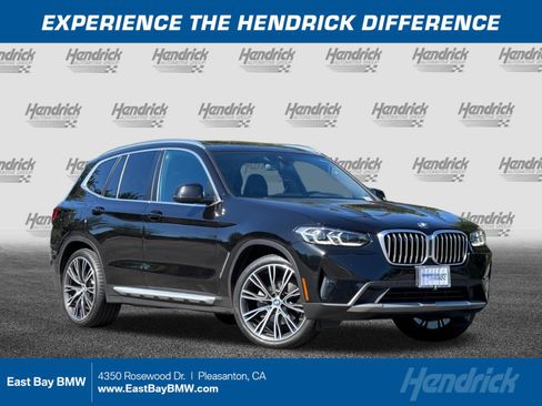 Used 2022 BMW X3 xDrive30i w/ Convenience Package AWD/4WD image 1