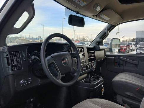 New 2025 GMC Savana 3500 Extended w/ Power Convenience Package RWD image 9