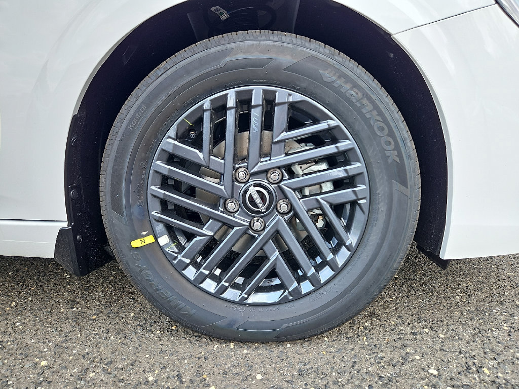 New 2027 Nissan Sentra SV w/ Floor Mat Package FWD image 10