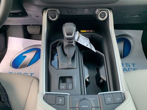 New 2026 Toyota Grand Highlander XLE image 25