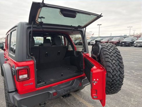 Used 2025 Jeep Wrangler Unlimited Sport S 4xe image 19