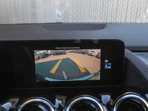 Used 2022 Mercedes-Benz GLA 250 image 19