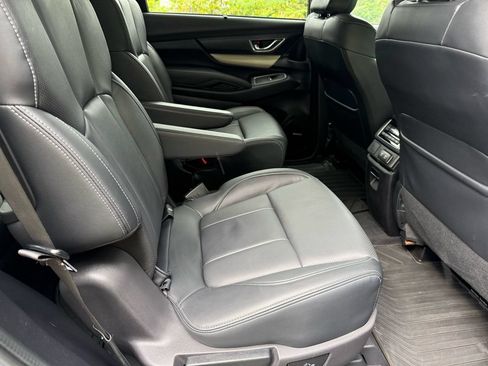Used 2022 Subaru Ascent Limited w/ Technology Package AWD/4WD image 44