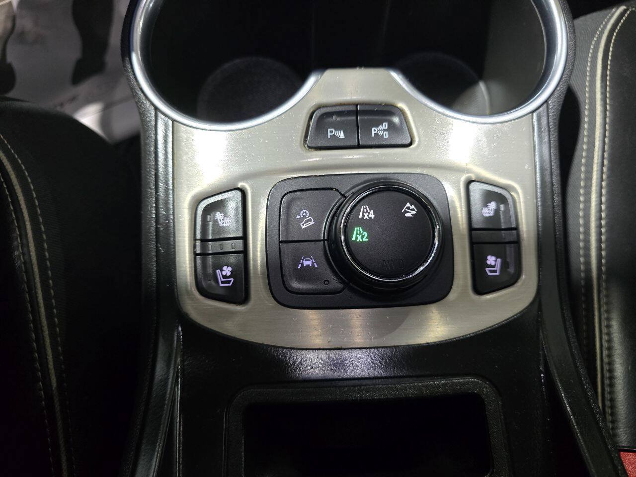 Used 2019 GMC Terrain Denali w/ Advanced Safety Package AWD/4WD image 34