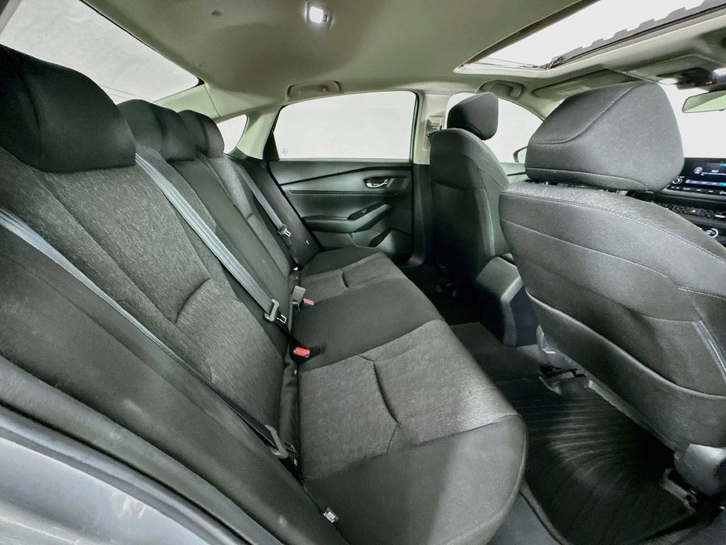 Used 2023 Honda Accord EX image 33
