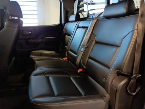 Used 2018 GMC Sierra 3500 SLT AWD/4WD image 26