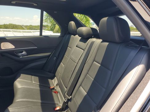 Used 2022 Mercedes-Benz GLE 350 image 13