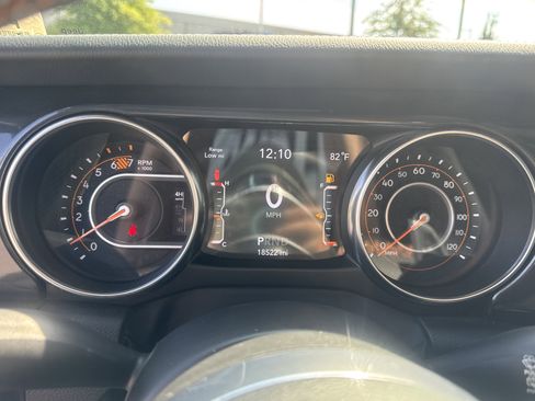 Certified 2023 Jeep Wrangler Unlimited Rubicon 392 w/ Trailer Tow Package image 21